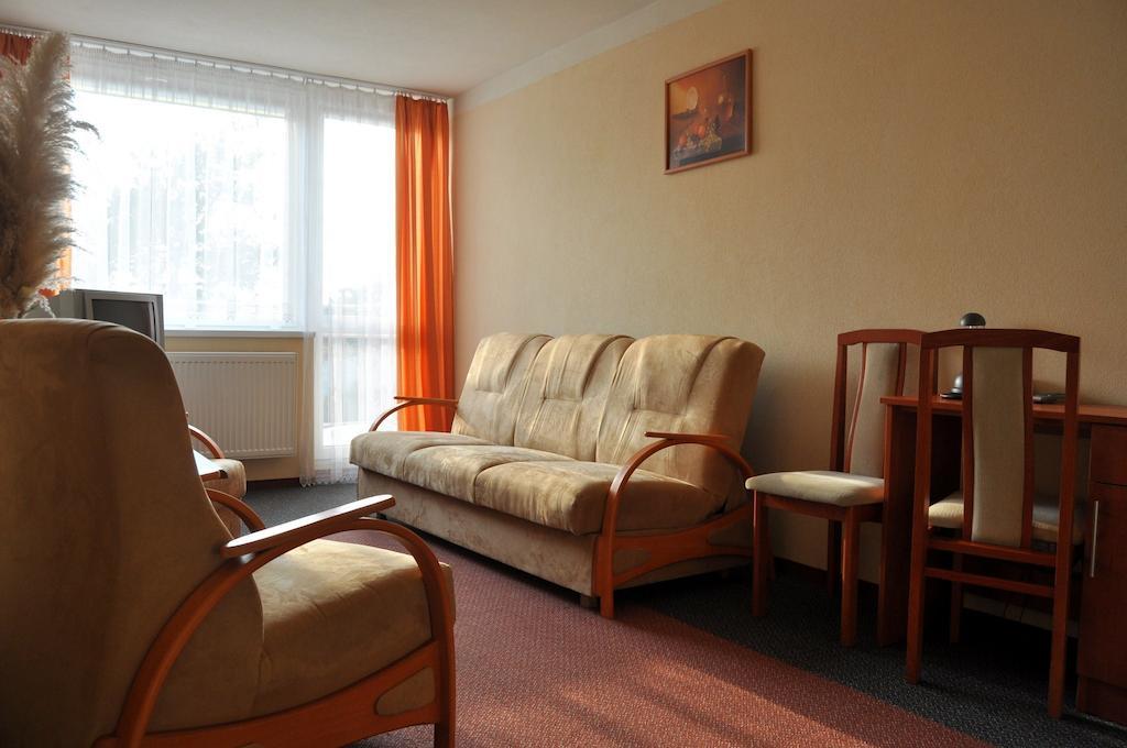 Hotel Zagiel Niewiesze Eksteriør billede