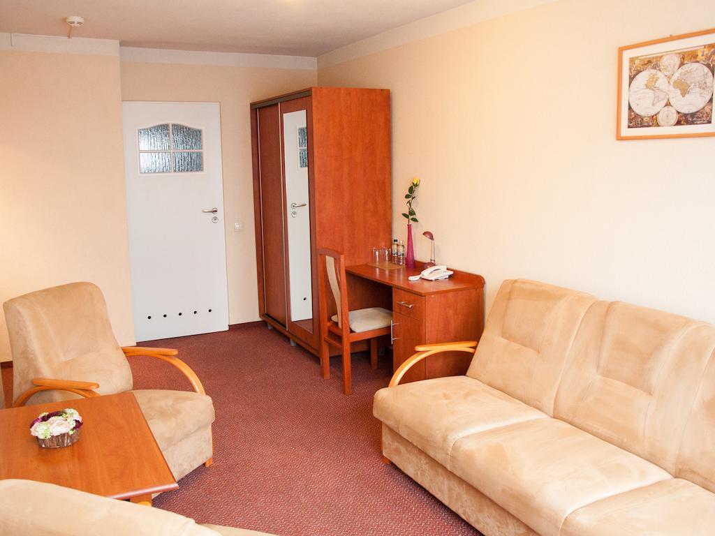 Hotel Zagiel Niewiesze Eksteriør billede